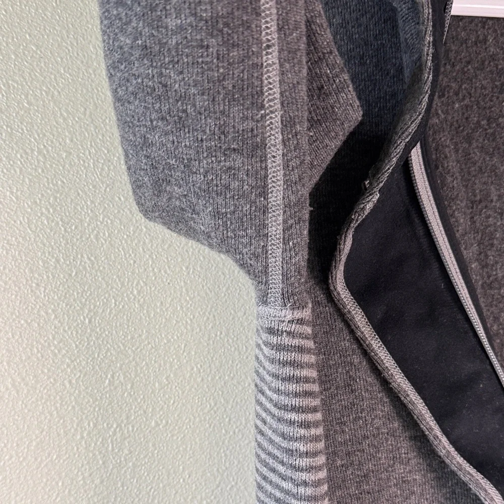 prAna Women’s Gray‎ Wool Blend Hooded Jacket Size Small